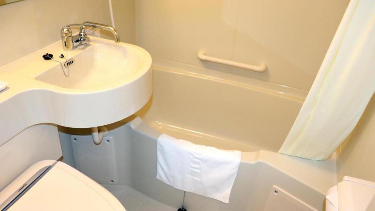 Toyoko Inn Hikone Eki Higashi Guchi Exterior foto