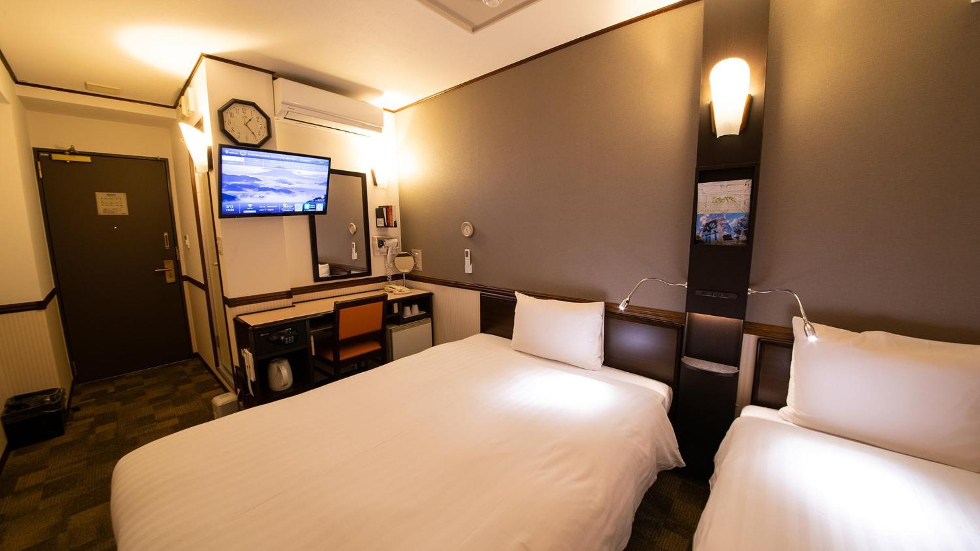Toyoko Inn Hikone Eki Higashi Guchi Habitación foto